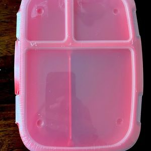 Bentgo Fresh clear top lunch box.